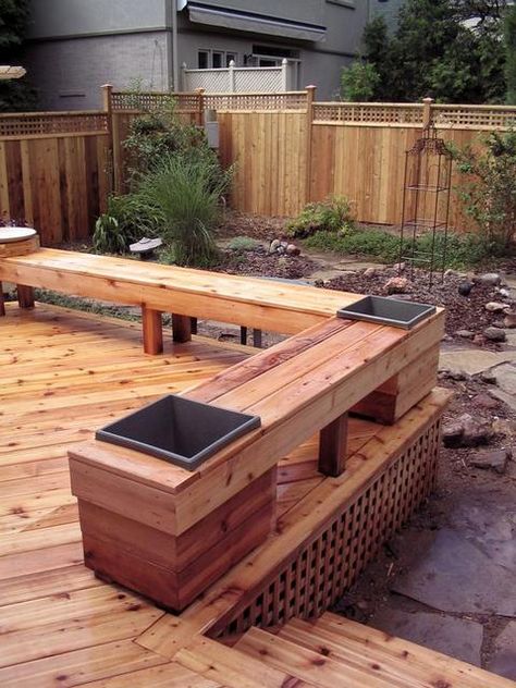 Deck Bench Seating, Planter Bench, Cedar Deck, Wooden Deck, Pergola Design, Decks Backyard, Diy Deck, Backyard Deck, Decks And Porches