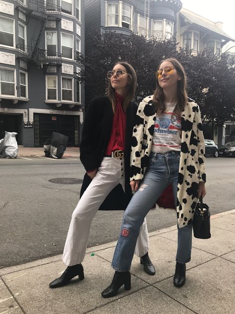 Danielle Haim in Gucci and Alana Haim Haim Style, Alana Haim, Danielle Haim, Haim, Blair Waldorf, Print Coat, Cow Print, Fashion Killa, Look Fashion