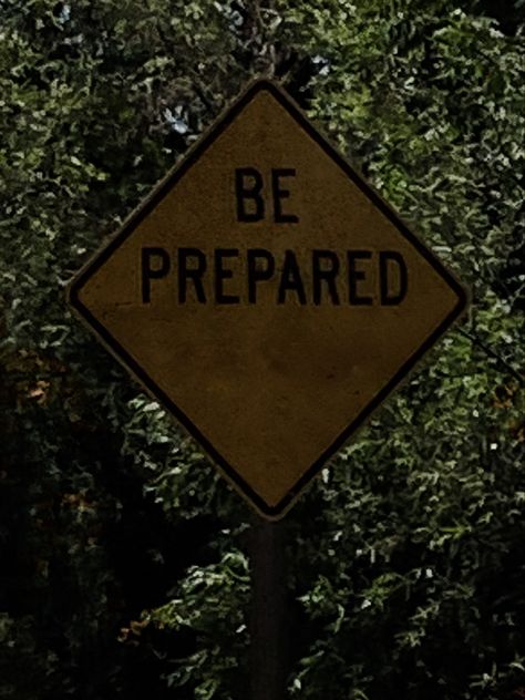 Scary Signs Aesthetic, Weird Road Signs, Creepy Signs Aesthetic, Street Signs Aesthetic, Ominous Aesthetic, Sarah Heathcliff, Ominous Signs, Creepy Signs, Scary Signs