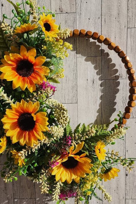 Hoop Sunflower Wreath for Front Door Farmhouse Decor Minimalist Hoop Wreath Boho Bead Wreath Modern Wooden Bead Wreath Gift for Her Weddin - Etsy Wooden Bead Wreath, Sunflower Door Hanger, Bead Wreath, Front Door Farmhouse, Door Farmhouse, Fall Grapevine Wreaths, Grapevine Wreaths, Sunflower Wreath, Summer Wreaths