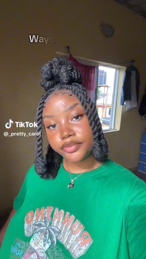 Big Twist Braids, Big Twist Braids Hairstyles, Brazilian Wool Hairstyles, Twist Braids Hairstyles, Brazilian Wool, How To Style Hair, Short Hair Twist Styles, Spring Streetwear, Short Box Braids Hairstyles