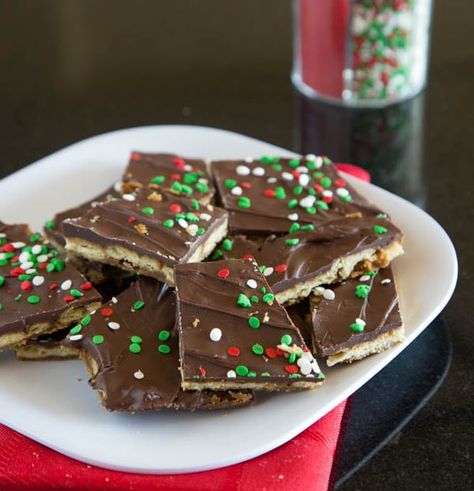 Chocolate Saltine Toffee (aka Christmas Crack) Peanut Butter Chocolate Balls, Christmas Toffee, Chocolate Toffee Bars, Cake Batter Fudge, Aka Christmas, Easy Toffee, Saltine Toffee, Cracker Toffee, Toffee Bars