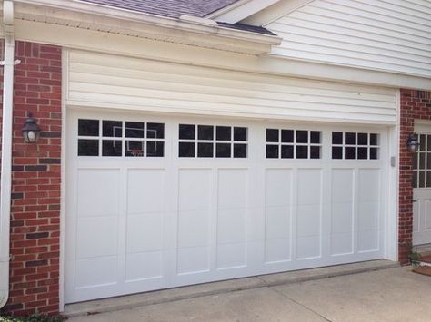 HW GARAGE DOOR  16' x 7' C.H.I. Garage Door - Model: 5330 - Color: White Craftsman Style Garage Doors, Garage Door Trim, White Garage Doors, White Garage, Carriage House Garage Doors, Garage Door House, Craftsman Garage Door, Carriage House Doors, Craftsman Garage