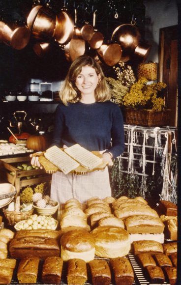 Martha Stewart, at home - WAG MAGAZINE Martha Stewart Kitchen, Martha Stewart Christmas, Turkey Hill, Martha Stewart Home, Martha Stewart Living, Christmas Menu, Prime Rib, Hill House, Chefs Kitchen