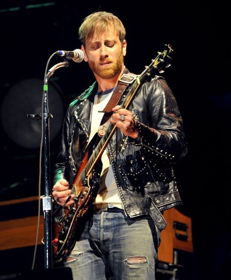 Dan Auerbach <3The Black Keys<3 Long Hair Boys, Metal Guys, Coachella 2012, Dan Auerbach, Dan Patrick, Danny Boy, Black Keys, Biker Men, Smart Men