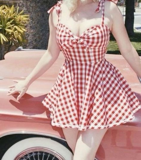 Lana Del Ray Aesthetic, Ray Aesthetic, Americana Coquette, Born To Die Summer, Americana Outfits, Alternative Chic, Vintage Americana Aesthetic, Red Gingham Dress, Aka Lizzy Grant