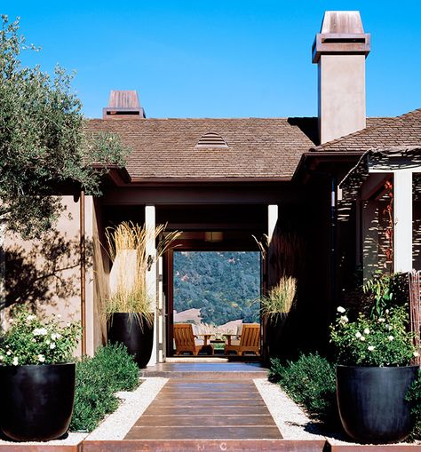 Garden Entrances, Winery Design, Mediterranean Farmhouse, Modern Mansions, Farmhouse Layout, Napa Style, Architecture Lifestyle, Outdoor Entertaining Spaces, Modern Mansion