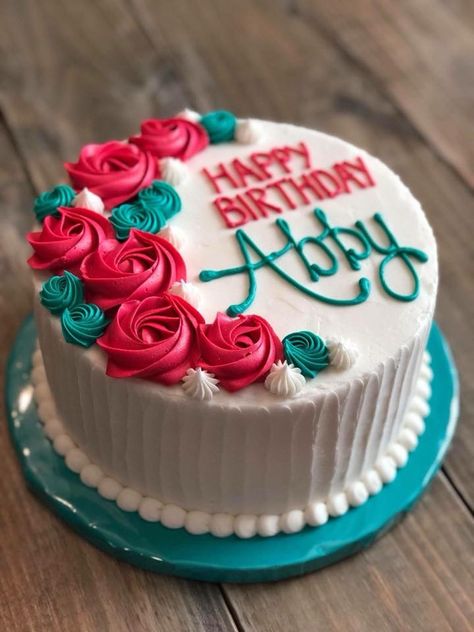 Tipo de decoración pasteles Fondant Torte, Easy Buttercream Frosting, Birthday Cake Design, Cake Writing, Simple Cake Designs, Simple Birthday Cake, Easy Cake Decorating, Cake Decorating Designs, New Cake