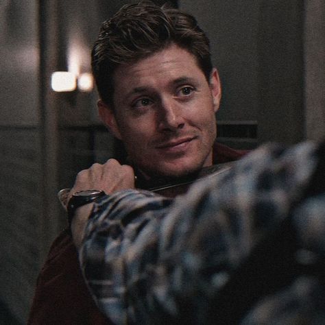 Dean Winchester Smiling, Supernatural Demon Dean, Demon Dean Winchester, Demon Dean, Jesen Ackles, Supernatural Actors, Supernatural Pictures, Supernatural Dean Winchester, Sam And Dean Winchester