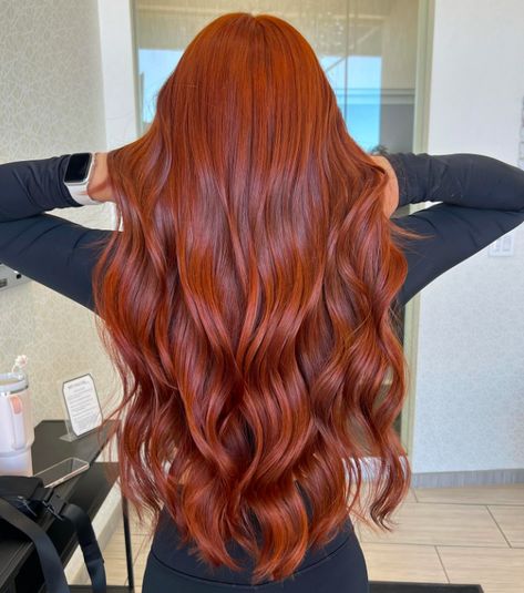 50+ Spicy Red Hair Ideas You Must Try This Season - Prada & Pearls Deep Bright Red Hair, Long Dark Copper Hair, Orange Reddish Hair, Copper Hair Bright, Spicy Red Hair Color, Red Hair Color Natural, Hair Color Ideas For Red Heads, Red Hair Ideas For Brunettes, Spicy Red Hair