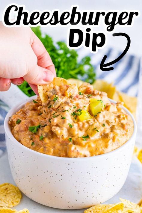 Hamburger And Cheese Dip, Cheeseburger Dippers, Big Mac Dip Recipe, Big Mac Dip, Cheeseburger Dip Crockpot, Hamburger Dip Recipes, Camping Dips, Cheese Burger Dip, Cheesy Hamburger Dip