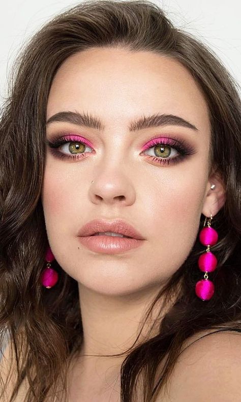 Pink Smokey Eye Makeup, Eye Makeup Idea, Rosa Make-up, Makeup Cantik, Make Up Designs, Pink Smokey Eye, Rose Eyeshadow, Dag Make Up, Elegantes Makeup