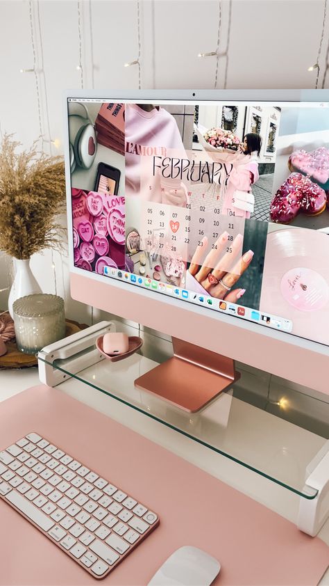 Desk inspo | desk aesthetic | home office inspo | home office aesthetic Imac Office Aesthetic, Aestethic Office, Home Office Vibes, Workstation Aesthetic, Apple Home Office, Bedroom Desk Setup Aesthetic, Pink Desk Setup Aesthetic, Pink Imac Desk Setup, Home Office Girly