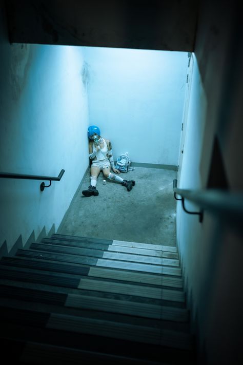 In Room Photoshoot, Rei Ayanami Black Suit, Rei Ayanami Aesthetic, Shinji Chair, Rei Core, Rei Ayanami Cosplay, Rei Cosplay, Quince Photoshoot Ideas, Evangelion Cosplay