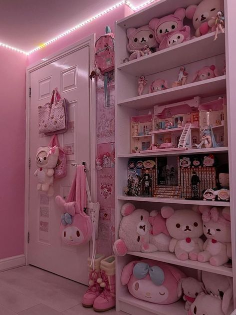 Sanrio Bedroom, Sanrio Room, Kawaii Room Ideas, Hello Kitty Room Decor, Hello Kitty Bedroom, Kawaii Bedroom, Hello Kitty Rooms, Pink Room Decor, Cute Bedroom Ideas