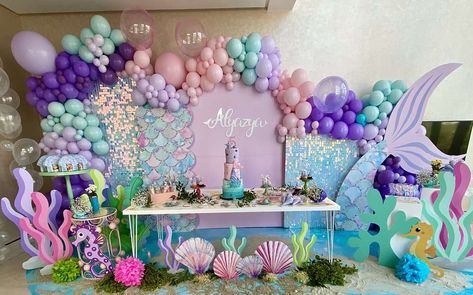 Magical Mermaid Birthday | CatchMyParty.com Diy Mermaid Birthday Party, Mermaid Birthday Party Ideas, Ariel Party, Mermaid Birthday Party Decorations, 1st Birthday Girl Decorations, Mermaid Theme Birthday Party, Princess Theme Birthday, Mermaid Birthday Cakes, Princess Theme Birthday Party