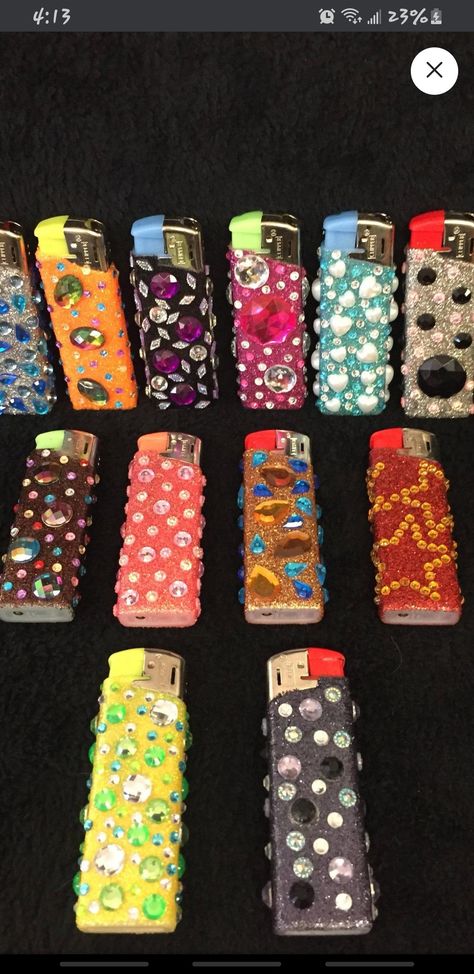 Lighter Art, Custom Lighters, Cool Lighters, Rhinestone Projects, Bling Crafts, Puff And Pass, Clay Art Projects, Pink Sparkle, Money And Happiness