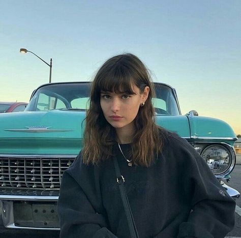 Megan Miller, Short Hair With Bangs, Cut My Hair, Grunge Hair, Aesthetic Hair, Hairstyles With Bangs, Pretty Hairstyles, Aesthetic Girl, Hair Looks