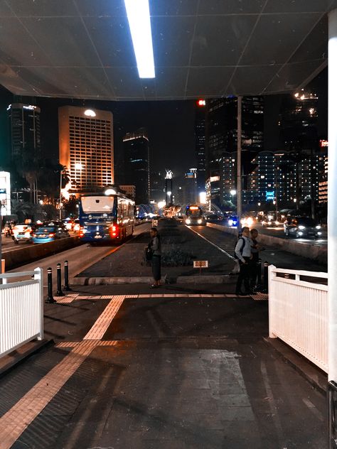 Halte Bundaran HI Jakarta City, City Light, Apa Aja, Tumblr Wallpaper, City Photography, Night Aesthetic, Light Photography, Aesthetic Wallpaper, Jakarta