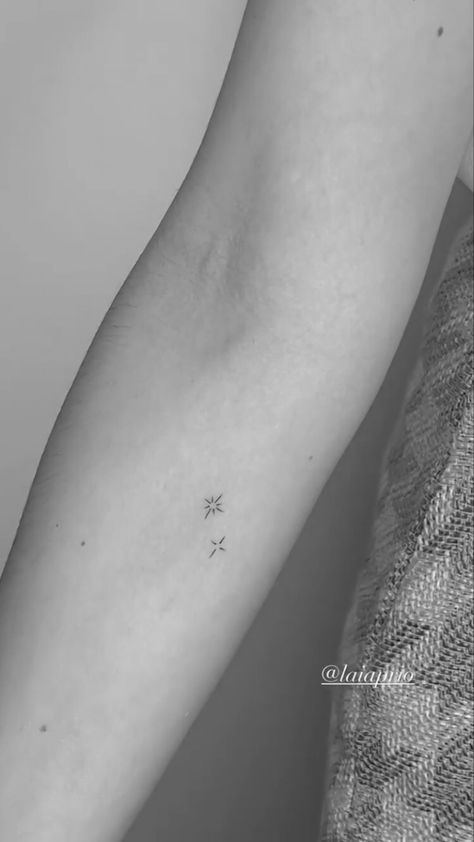 Fire Star Tattoo, Star Tattoos Dainty, Sparks Fly Tattoo, Mini Stars Tattoo, Firework Tattoo, Mini Tats, Flying Tattoo, Small Pretty Tattoos, Line Work Tattoo