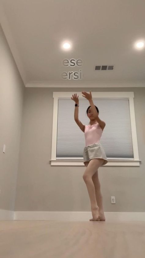 only 5 exercises hehe have fun!!!! :33 First Arabesque Ballet, Ballet Beginner Stretches, Ballet Barre Exercises, How To Get Better Arches Ballet, Ballet Arch Exercises, How To Do Ballet For Beginners, Ballet Exercises Flexibility, How To Become A Ballerina, Ballet Must Haves