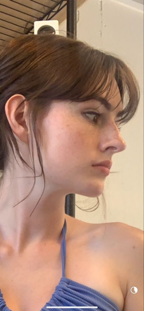 My side profile becaus ei rarely see noses like this Different Noses Side Profile, Hair Reference Side Profile, Side Profile Holding Something, Profile Reference Female, Side View Reference Photo, Profile View Face, Nose Side Profile Reference, Semi Side Profile Drawing, Weird Side Profile