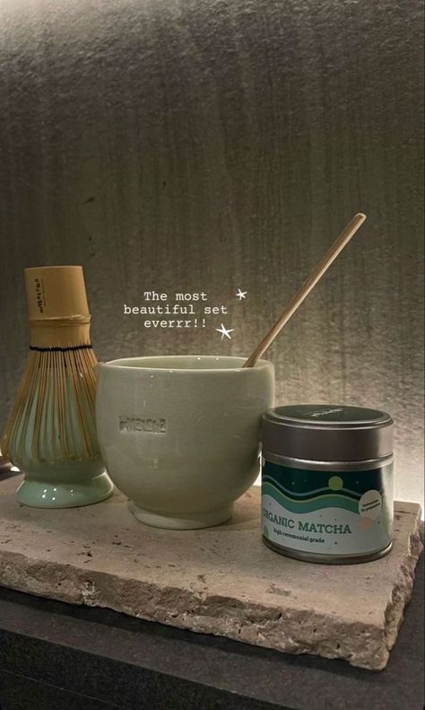 Matcha Station Aesthetic, Matcha Station At Home, Matcha Station, Matcha Bar, Matcha Bars, Healthy Breakfast Snacks, Matcha Cafe, Coffee Matcha, Matcha Drink