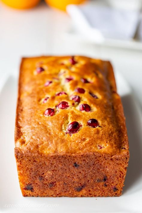 Easy Loaf Cake, Orange Cranberry Loaf, Easy Breads, Cranberry Loaf, Orange Loaf, Orange Loaf Cake, Cranberry Orange Cake, Mini Loaf Cakes, Brown Sugar Cakes