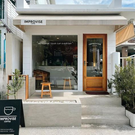 Tunz on Instagram: "new cafe in town Improvise Coffee CBP very nice architecture design and so cute ☕️🍃🏡🧡 Located in chiagmai thailand." Cafe Interior Design Small Cozy, Small Shop Design, Coffee Display, Coffee House Design, Coffee Shop Concept, Cafe Exterior, Brunch Cafe, Small Coffee Shop, Outdoor Restaurant Design