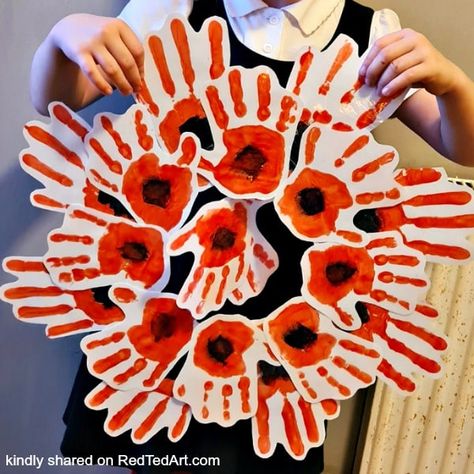 Poppy Art For Kindergarten, Rememberence Day Crafts For Preschool, Remembrance Day Crafts For Infants, Wreaths For Remembrance Day, Poppy Ideas Eyfs, Poppy Arts And Crafts Kids, Remembrance Day For Preschoolers, Rememberance Day Crafts Kindergarten, Remembrance Day Poppy Wreath