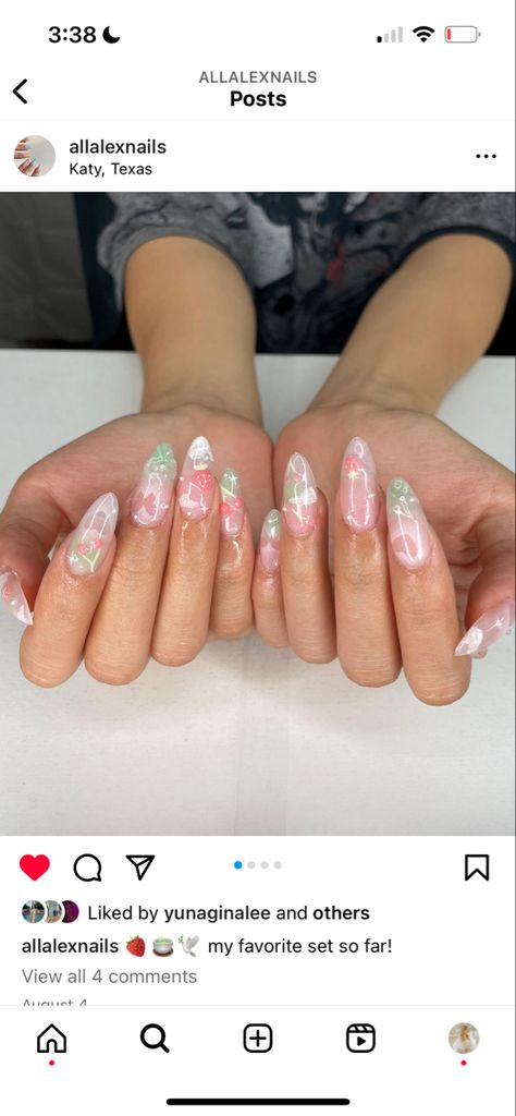 Mitsuri Kanroji Nail Design, Matcha Nail Design, Matcha Strawberry Nails, Strawberry Matcha Nails, Pink Green Aura Nails, Matcha Nails, Green Nails Japanese, Frog And Strawberry Nails, Gel Nail Designs