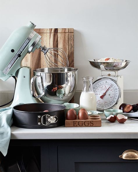 This pistachio KitchenAid stand mixer is the star of the show when it comes to producing a showstopper or two - bonus points for serious retro appeal. Pistachio Kitchenaid Mixer, Kitchenaid Pistachio, Pistachio Kitchenaid, Ivar Regal, Clever Kitchen Ideas, Kitchenaid Artisan Stand Mixer, French Style Kitchen, Kitchen Stand Mixer, Twins Cake