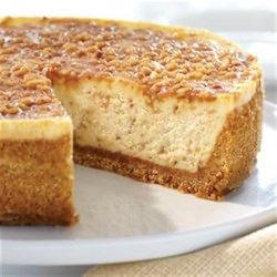 Toffee Cheesecake Recipes, Toffee Cheesecake, English Toffee, Classic Cheesecake, Cake Mixes, Toffee Bits, Caramel Topping, Chocolate Toffee, Eagle Brand