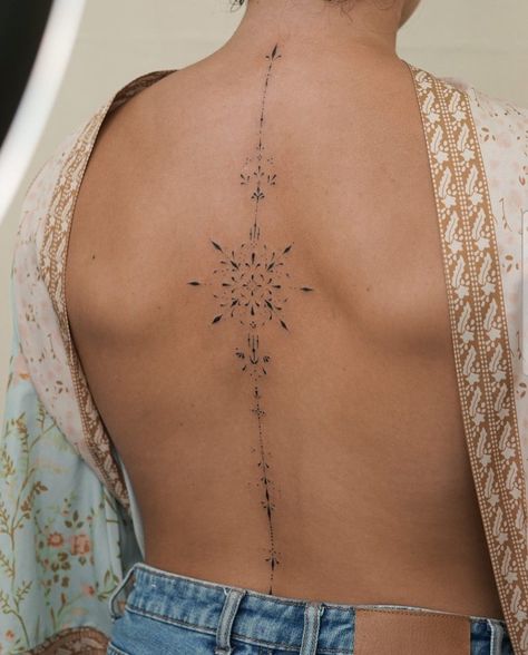 Spine Tattoos For Women Ornamental, Tattoo Near Armpit, Spine Tattoos Mandala, Fine Line Tattoos For Women Back, Line Back Tattoo Woman, Hippie Spine Tattoo, Ornamental Spine Tattoos, Minimalistic Back Tattoo, Ornamental Spine Tattoo