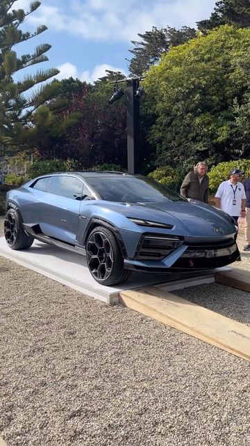 New Lamborghini, First Cars, Concept Car Design, Super Luxury Cars, August 20, Billionaire Lifestyle, Sport Cars, Super Cars, Electric Cars