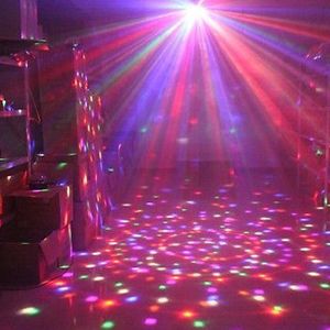 Garage Disco Party, 17th Birthday Party Ideas At Home, Party In Garage Ideas, House Party Lighting, Birthday Party Dance Floor, Party Lights Aesthetic, Club Theme Party Ideas At Home, Outdoor Disco Party, Disco Themed Birthday Party