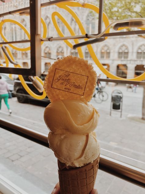 Belgium Aesthetic, Belgium Food, Instagram Inspo, Aesthetic Food, Aesthetic Clothes, Belgium, Ice Cream, Yummy Food, Holidays