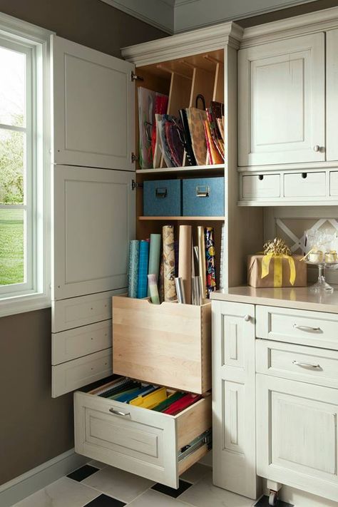 The perfect storage closet for a home gift wrapping station http://www.CabinetsAndDesigns.net/Cabinetry/Closets-And-Wardrobes/ Traditional Home Office, Gift Wrapping Station, Wrapping Paper Storage, Wrapping Station, Craft Room Design, Storage Closet, Organized Life, Office Crafts, Craft Room Storage