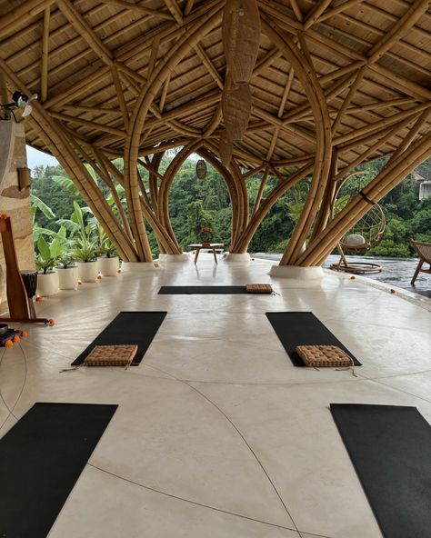 Slow living and healing at @solana.bali 🌱 The little details around this property and incredible yoga shala made my stay so grounded. ✨Loved the room names which replaced traditional room numbers with positive affirmations and their collection of self help and spiritual books available during your stay. #yoga #retreat #ubud #bali #beautifuldestinations #beautifulhotels Bali Architecture, Yoga Shala, Bali Yoga, Spiritual Books, Ubud Bali, Beautiful Hotels, Yoga Retreat, Spirituality Books, Slow Living