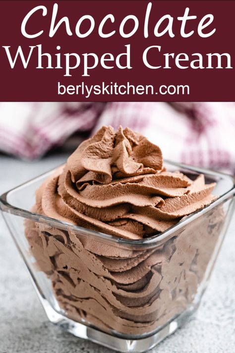 Cold Sweets, Chocolate Whipped Cream Frosting, Cake Mix Cupcakes, Whipped Cream Desserts, Black Color Hairstyles, Homemade Whipped Cream Recipe, Flavored Whipped Cream, Whipped Cream Recipe, Color Hairstyles