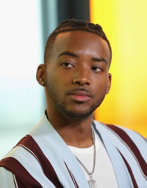 Algee Smith, Marcus Baker, Ginny And Georgia, I Am His, Prep School, Police Officer, Movies Online, Georgia