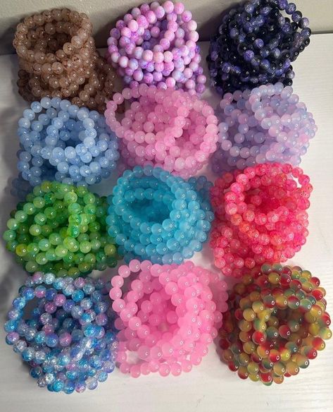 Body Jewelry Diy, Girly Bracelets, Colorful Bead Bracelets, Crystal Bead Jewelry, Pretty Jewelry Necklaces, Wrist Jewelry, Bead Charms Diy, Diy Bracelet Designs, Diy Bracelets Patterns