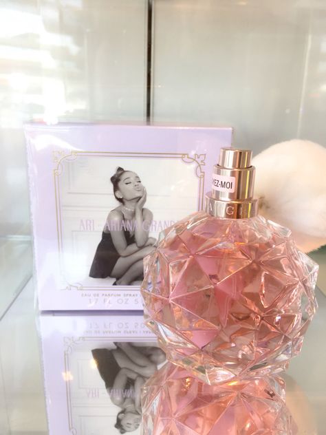 @GrandeLover03  the moment I saw this at my department store,  I ran over there and sprayed it!!  It smells so good!!  Gonna bye it soon!!  So excited!! Ariana Grande Perfumes, Ariana Perfume, Ariana Grande Fragrance, Ariana Grande Perfume, Cheap Perfume, First Perfume, Celebrity Perfume, Subscribe Button, Super Secret