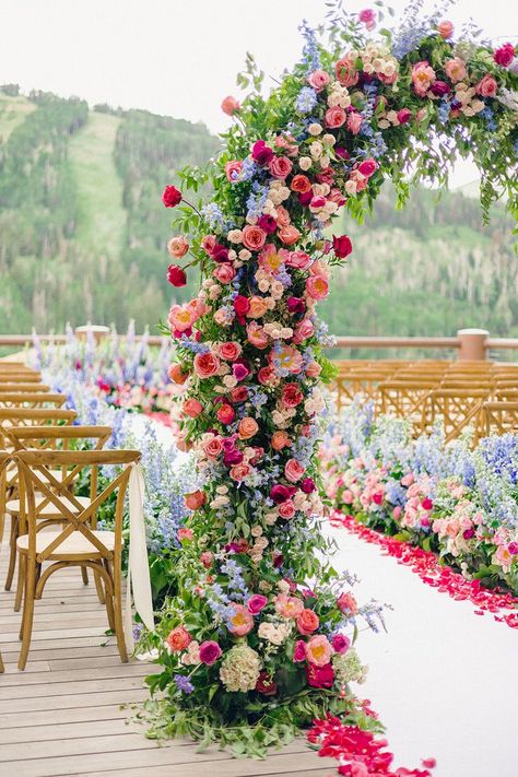 Colorful Summer Wedding Centerpieces, Summer Wedding Vineyard, Spring Wedding Activities, Spring May Wedding, Wedding Ideas Expensive, Bright Colors Wedding Theme, Wedding With Lots Of Flowers, Loveshack Fancy Wedding, Spring Wedding Floral Arch