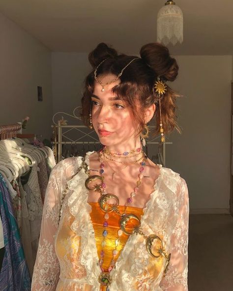 kailan on Instagram: "sun princess inspired look using stunning jewellery gifted by @bohindiestream 🌞✨🌙" Sun Costume Aesthetic, Solar Witch Aesthetic Outfits, Celestial Themed Outfits, The Sun Halloween Costume, Sun Costume Ideas, Sun Witch Outfit, Sun Aesthetic Clothes, Sun Fairy Costume, Sun Jewelry Aesthetic