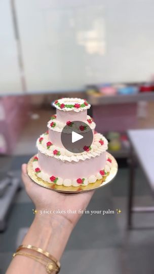 Mini Tier Cake, Tier Cakes, Cake Photos, Cake Inspo, Tier Cake, Mini Cake, Tiered Cakes, Link In Bio, Pastry