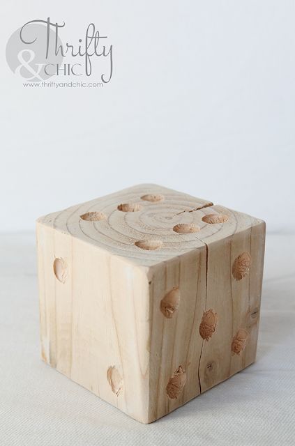 Thrifty and Chic - DIY Projects and Home Decor Diy For The Home, Dark Wood Living Room, Solid Wood Furniture Design, Diy Decorating Ideas, Wood Box Centerpiece, Wood Furniture Living Room, Wood Dice, Living Room Decor Furniture, Wooden Dice