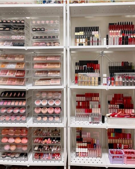 Korean Makeup Drawer, Glam Room Aesthetic Luxury, Makeup Store Aesthetic, Skincare Closet, Koleksi Makeup, Penyimpanan Makeup, Makeup Beauty Room, Makeup Collection Goals, Dream Closet Design