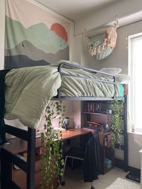 Green Bedroom Ideas For Small Rooms, Realistic College Dorm Room Ideas, 2023 Dorm Room Ideas, Redecorate Room Ideas, Green Indie Bedroom, Two People Room Ideas Small Spaces, College Dorm Room Ideas Desk Under Bed, Cozy Dorm Bed, College Loft Dorm Room Ideas