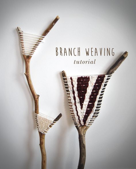 Branch Diy, Branch Weaving, Weaving Loom Projects, Weaving Tutorial, Stick Art, Diy Weaving, Weaving Projects, Weaving Art, Weaving Patterns